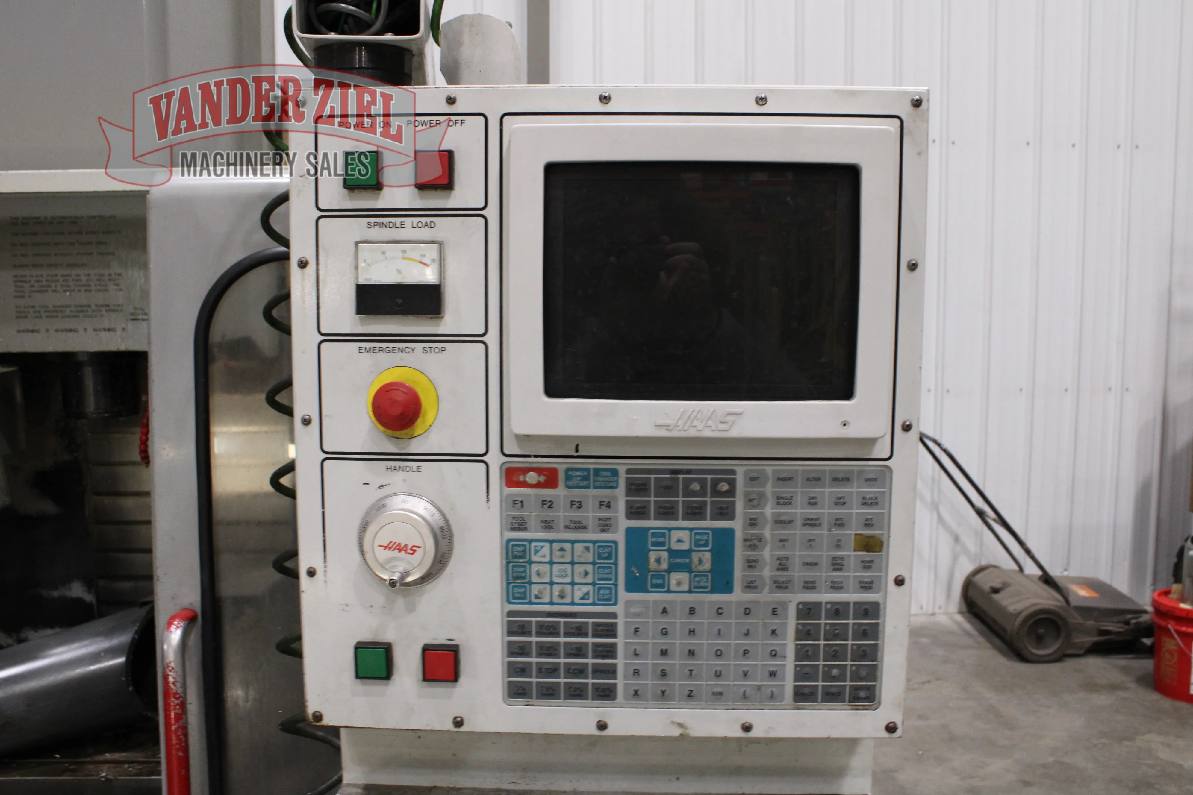 Haas VF-OE CNC Machining Center - Prefetch Image 47690