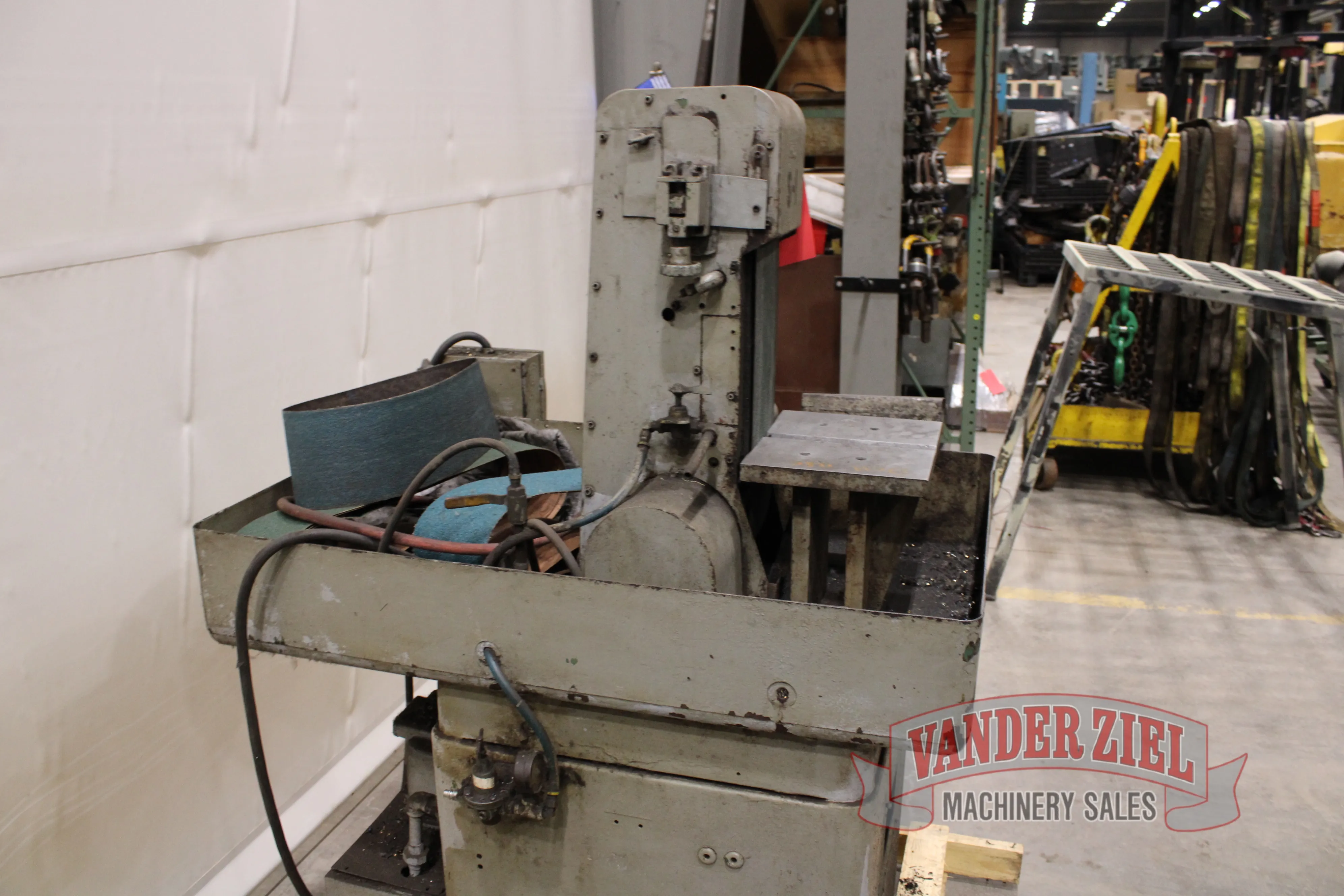 8" Heavy Duty Belt Sander - Prefetch Image 47748