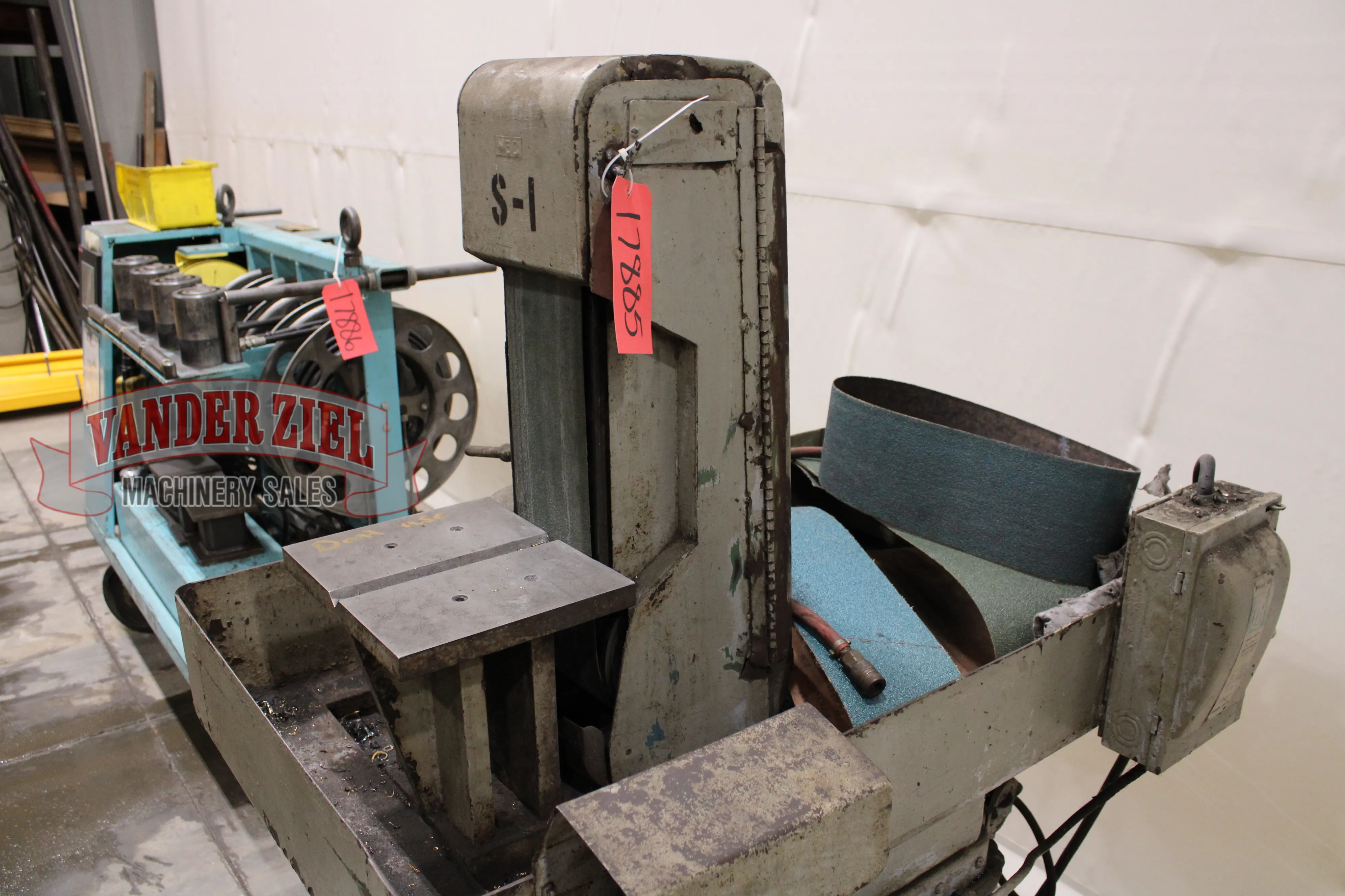 8" Heavy Duty Belt Sander - Prefetch Image 47751