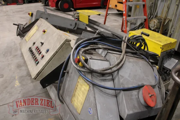 Kasto WAC SR 70/90 Circular Saw - Gallery Thumbnail 4