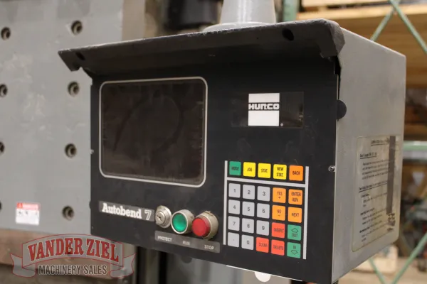 Accurpress 14' x 400 Ton Hydraulic Press Brake, Model 740012 - Gallery Thumbnail 5