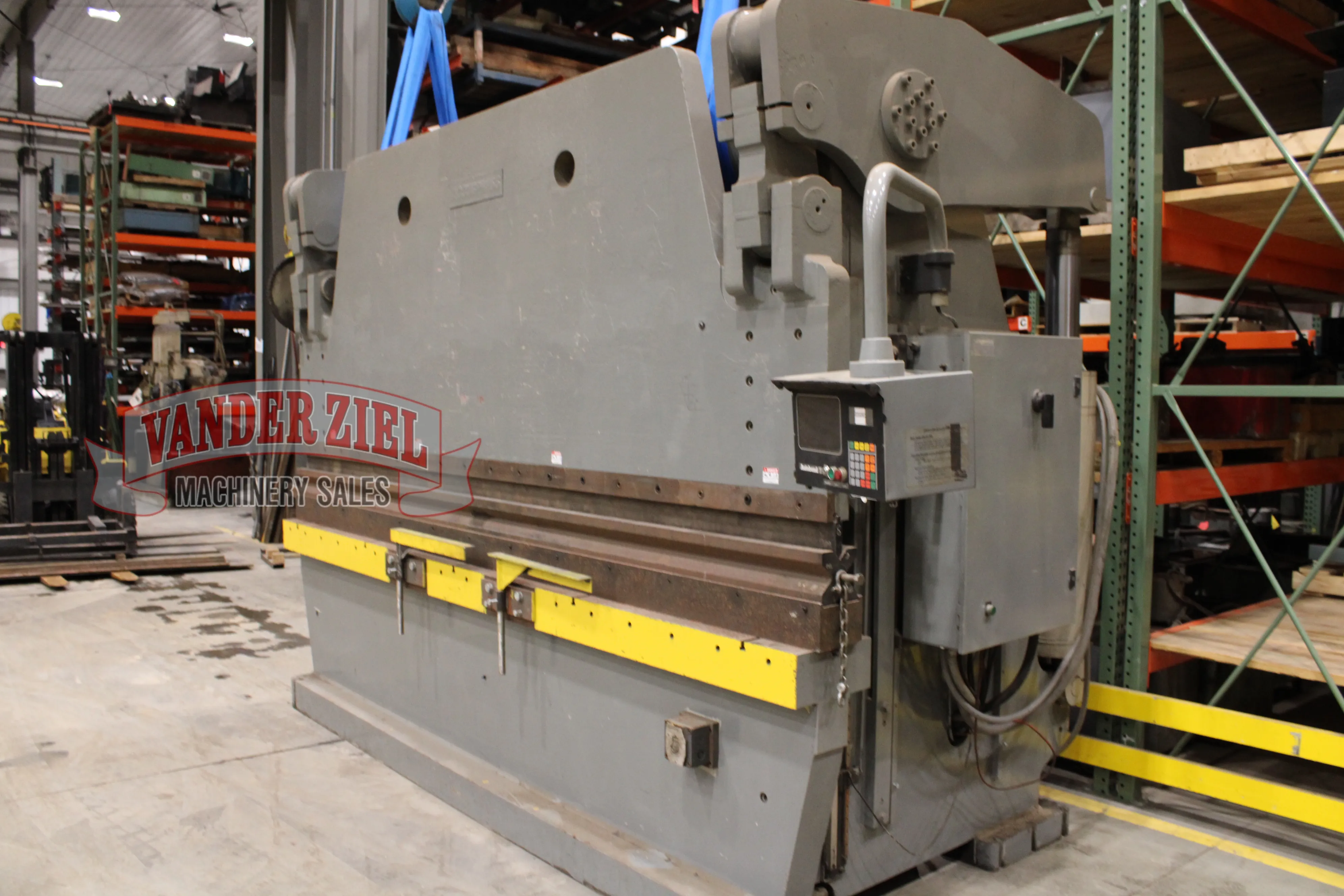 Accurpress 14' x 400 Ton Hydraulic Press Brake, Model 740012 - Prefetch Image 47837