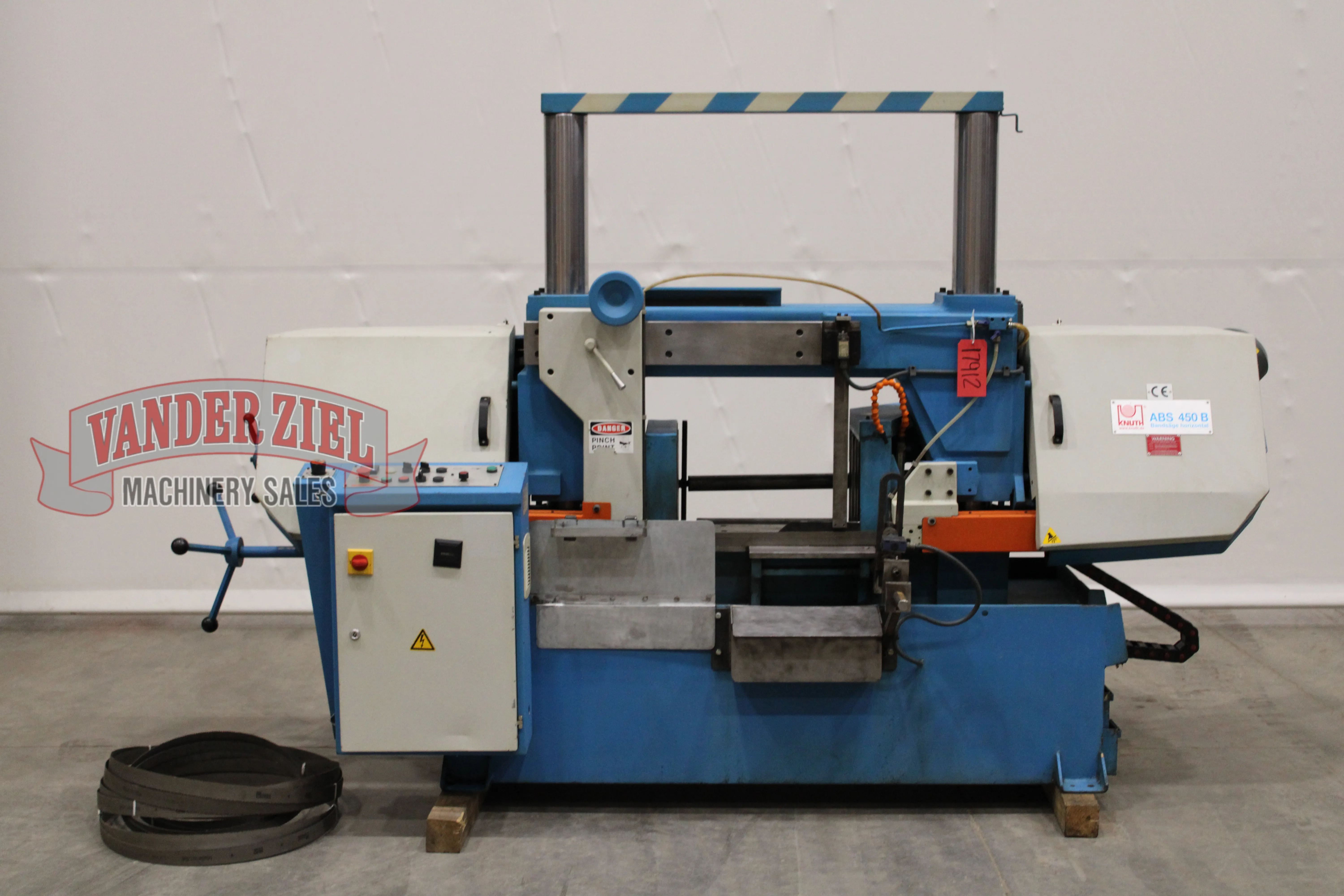 Knuth Saw - Main Image 1