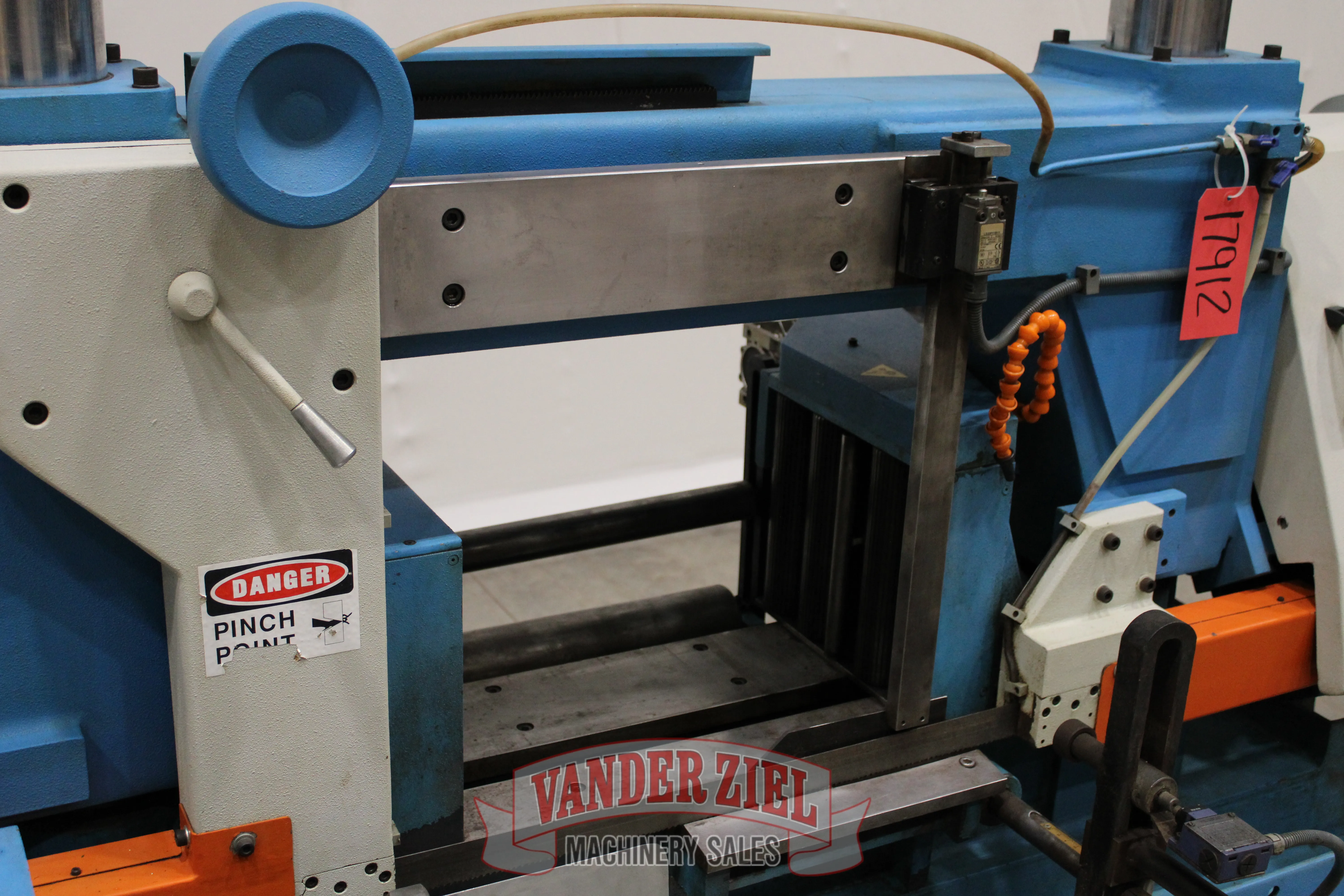 Knuth Saw - Prefetch Image 47923