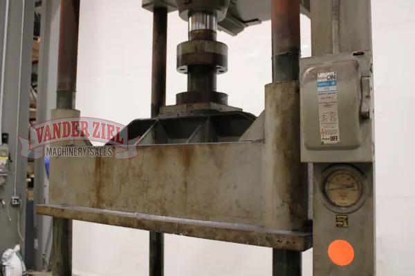 Dake 150 Ton Four-Post Press - Gallery Thumbnail 4