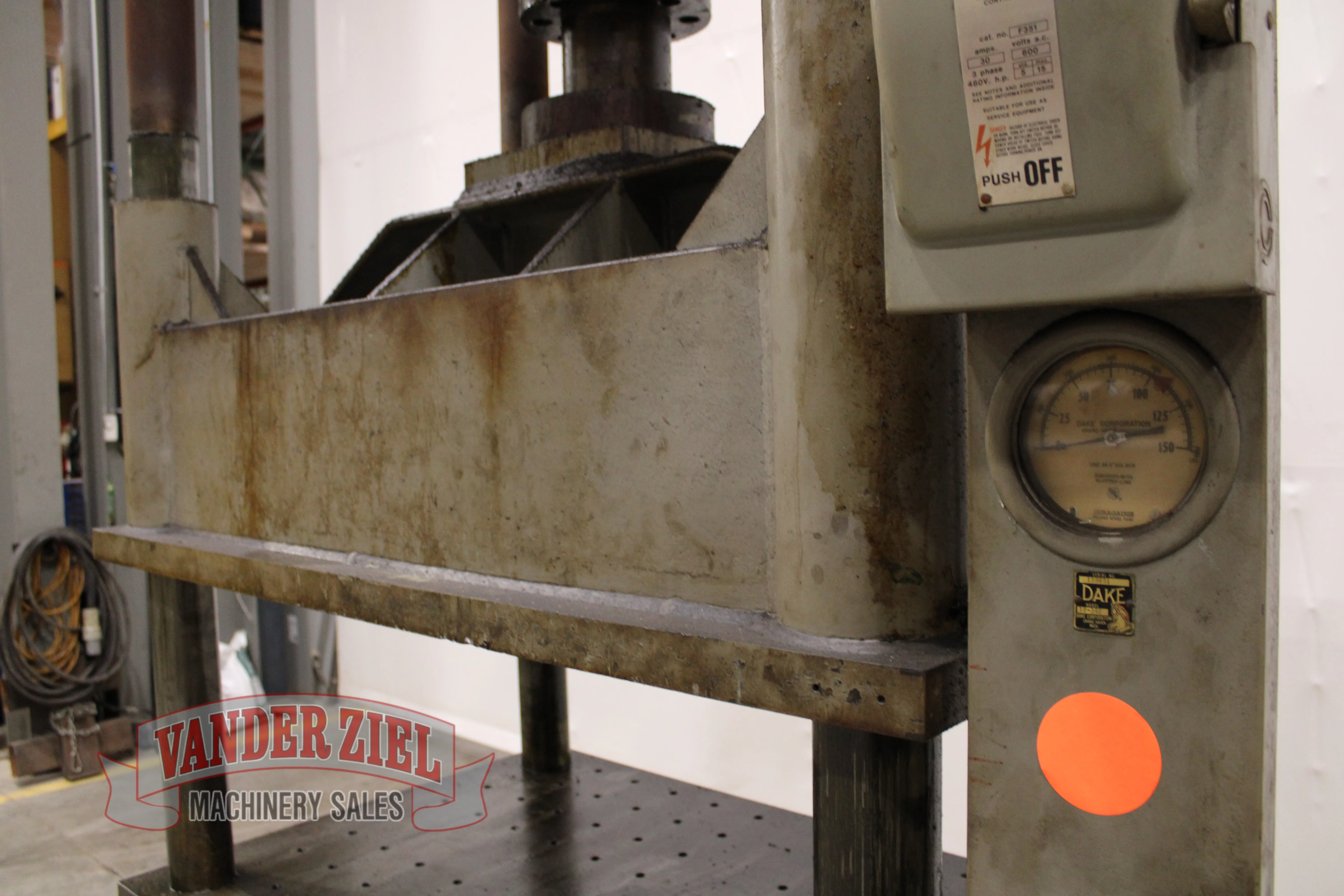 Dake 150 Ton Four-Post Press - Prefetch Image 48012