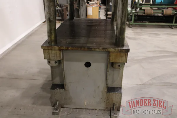 Dake 150 Ton Four-Post Press - Gallery Thumbnail 6