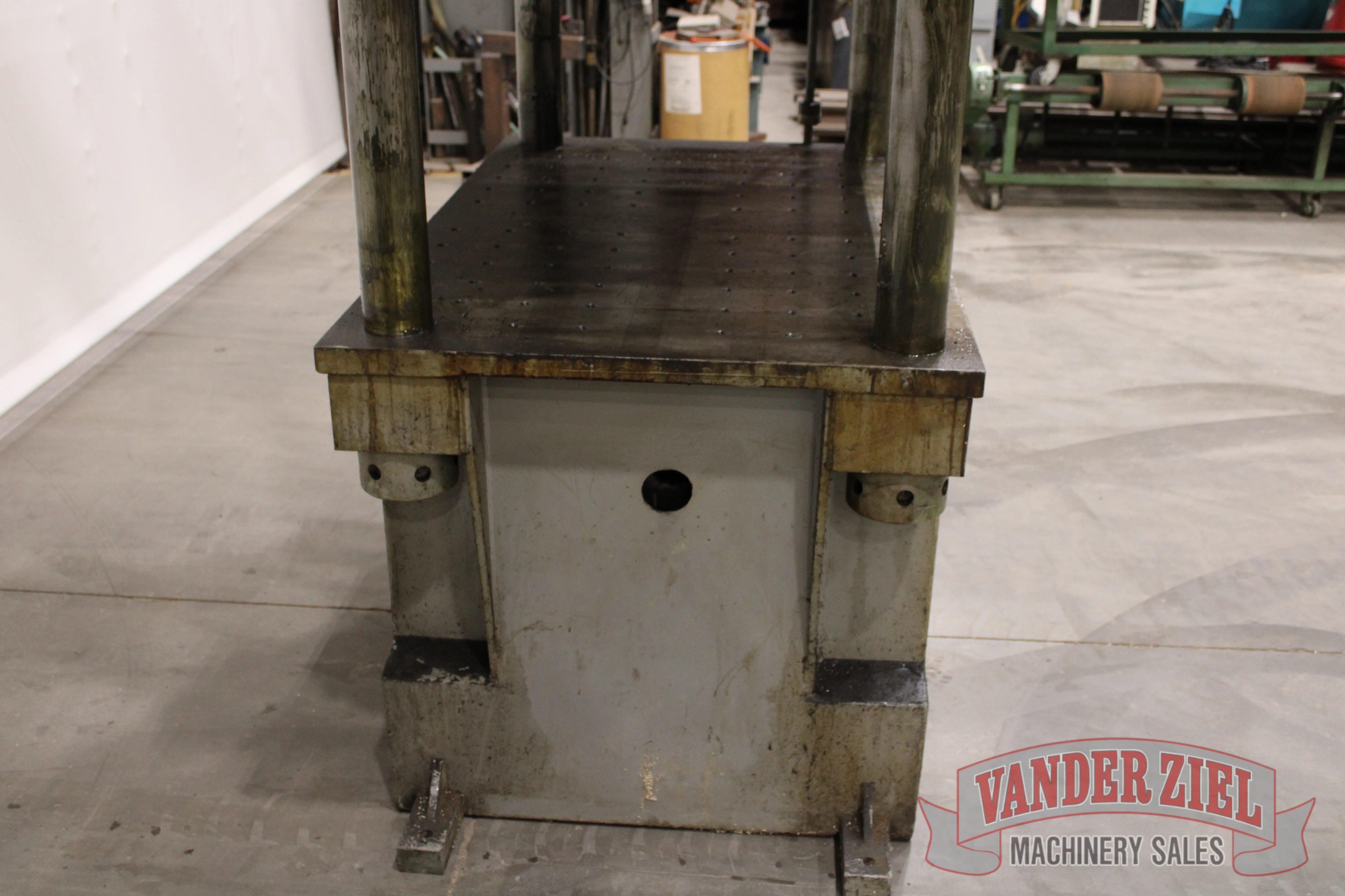 Dake 150 Ton Four-Post Press - Prefetch Image 48013