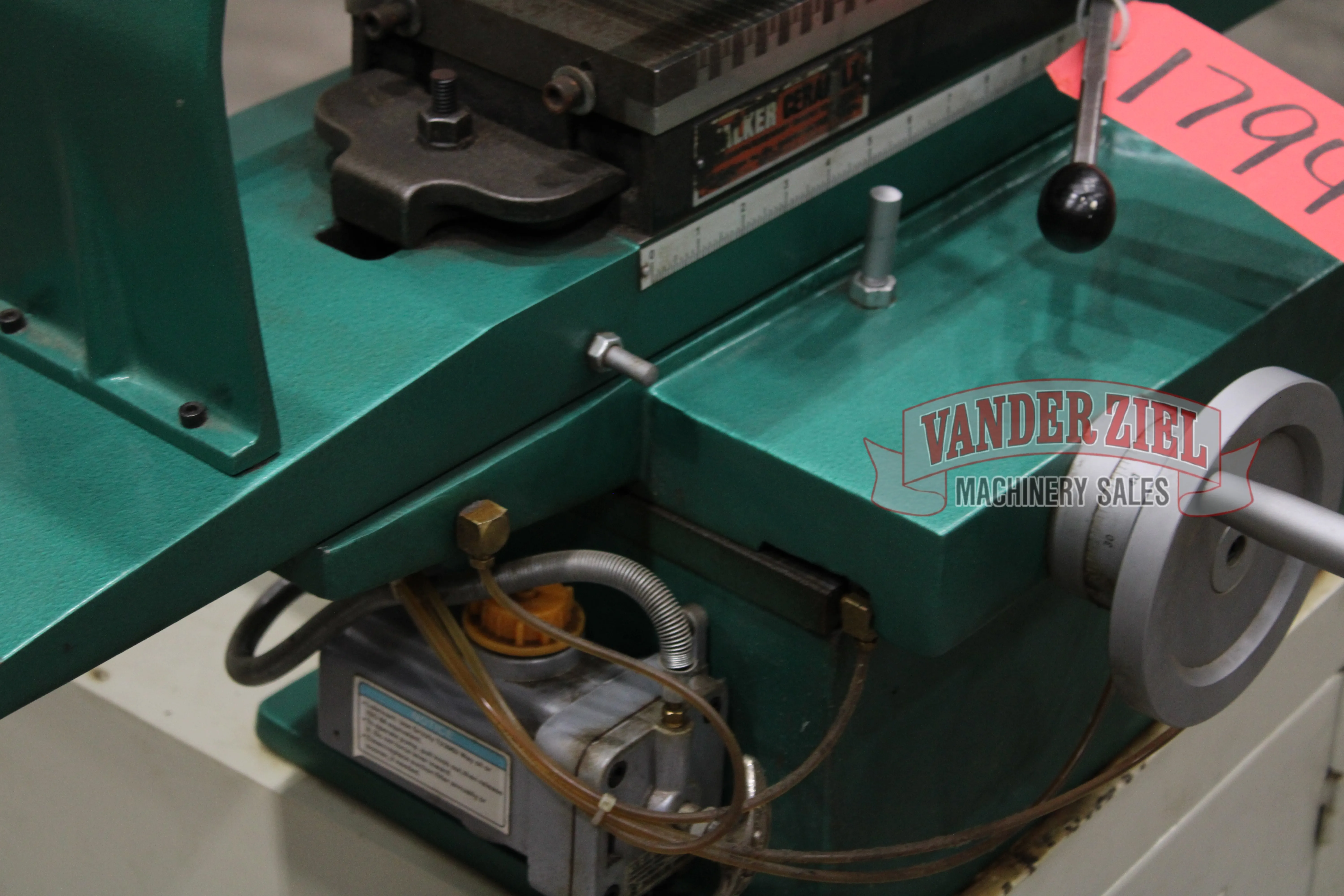 Grizzly 6' x 12" Hand Surface Grinder, Model 65963 Single Phase - Prefetch Image 48055