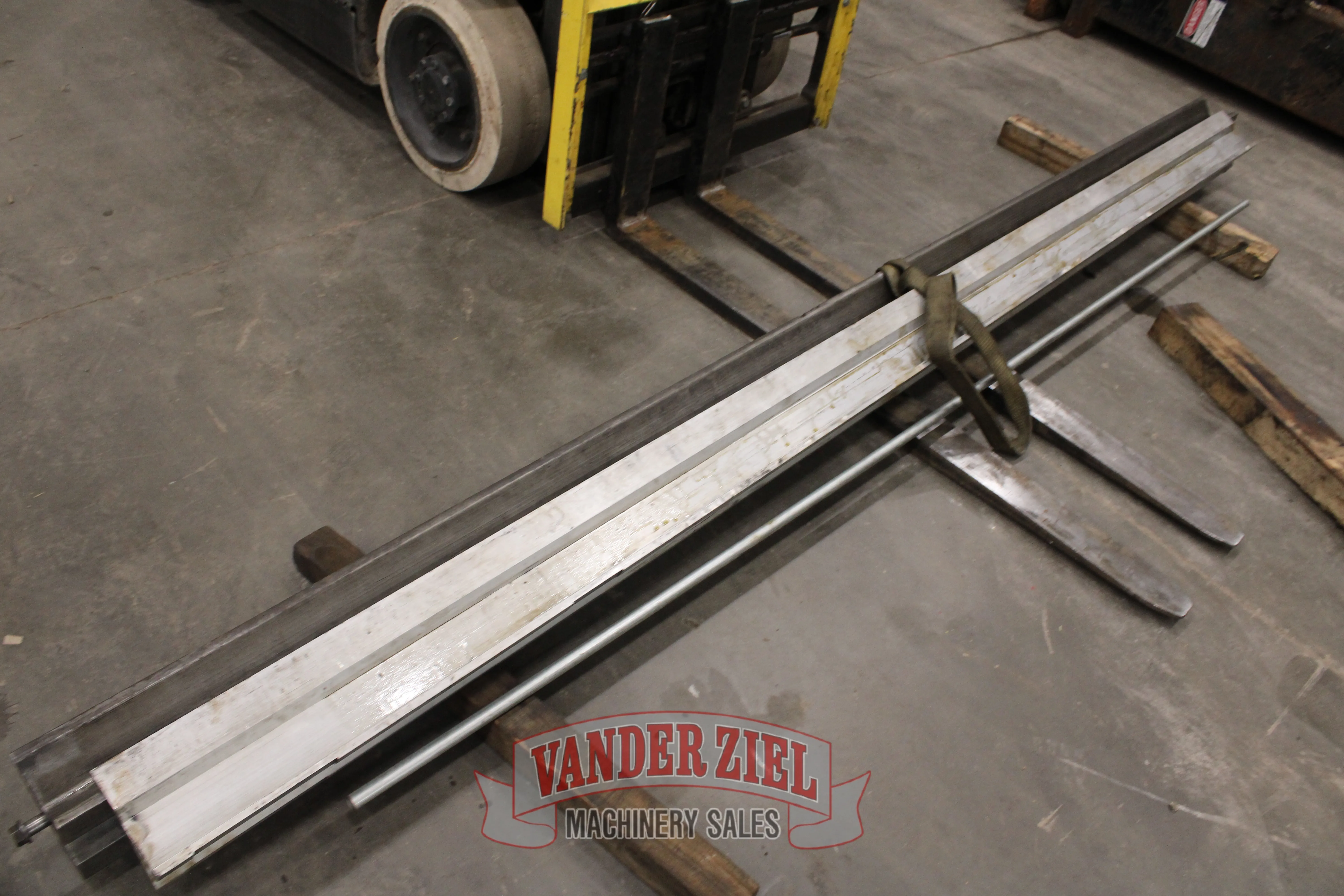 Cincinnati 14' x 350 Ton Hydraulic Press Brake - Prefetch Image 48422