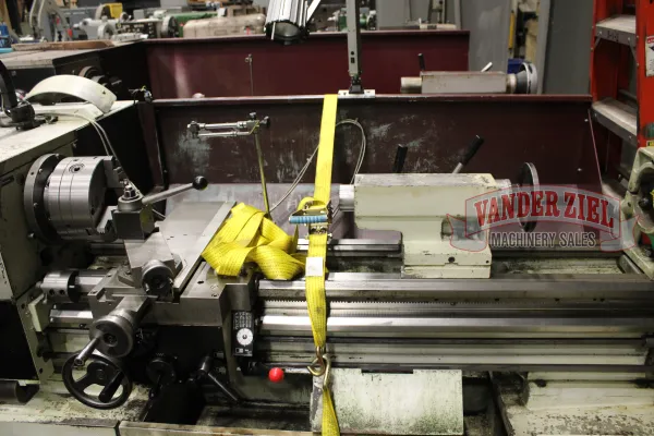 Clausing Colchester 15.75" x 50" Lathe, Model V390 - Gallery Thumbnail 4