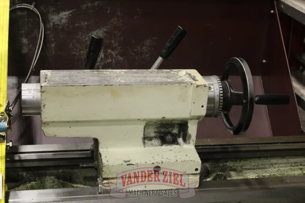 Clausing Colchester 15.75" x 50" Lathe, Model V390 - Gallery Thumbnail 5