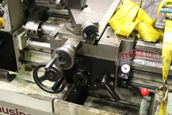 Clausing Colchester 15.75" x 50" Lathe, Model V390 - Gallery Thumbnail 6