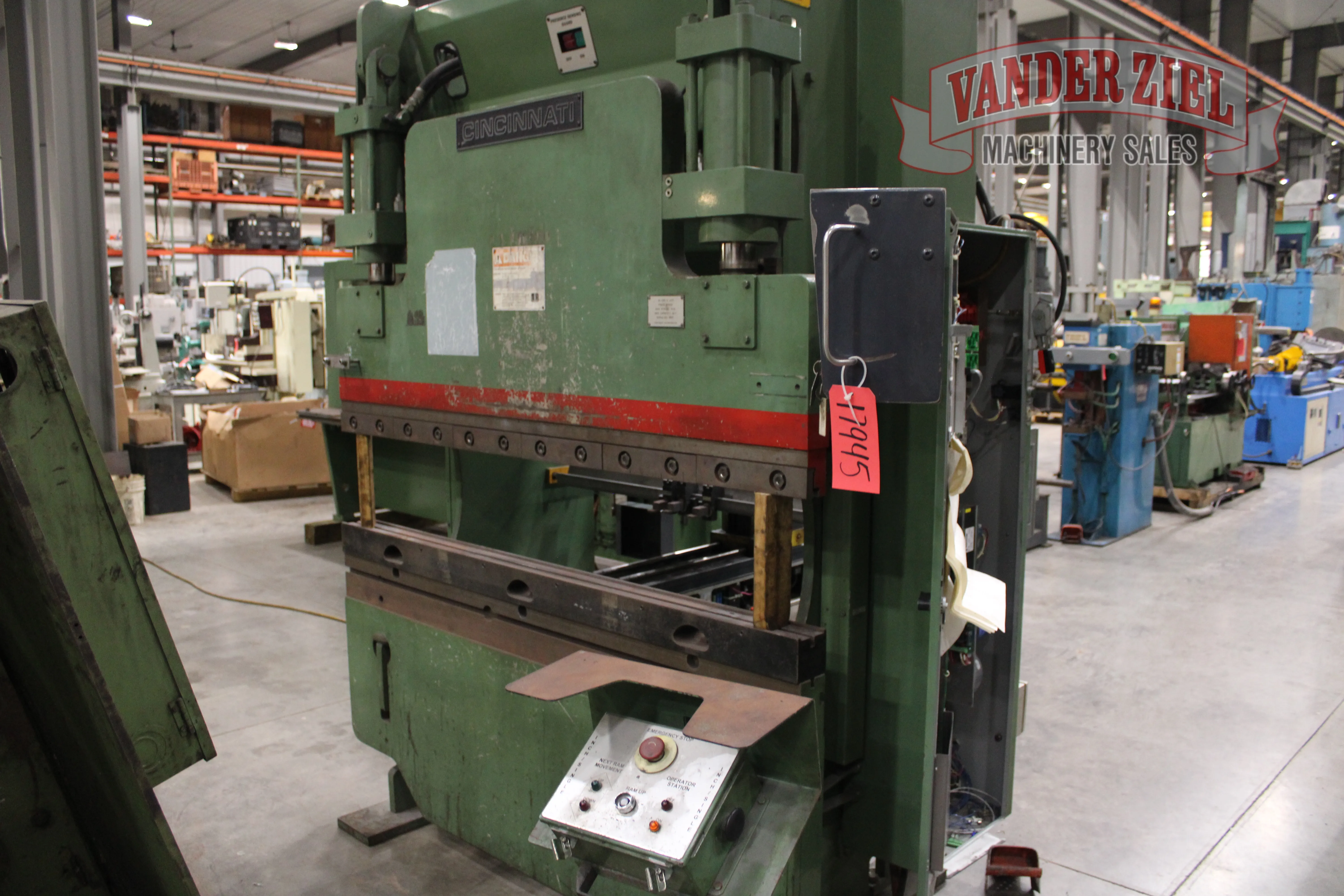 Cincinnati 6' x 60 Ton Press Brake, Model CBII 4 x 60 - Main Image 1