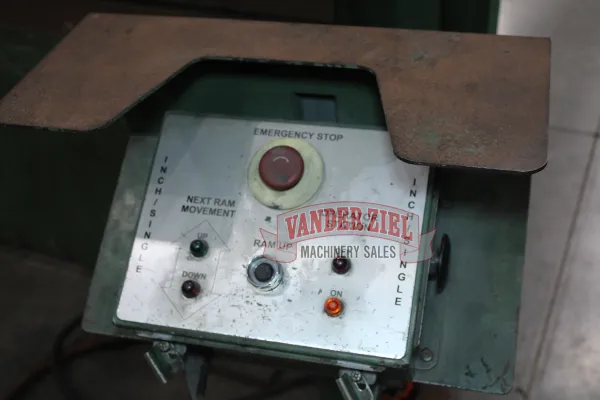 Cincinnati 6' x 60 Ton Press Brake, Model CBII 4 x 60 - Gallery Thumbnail 3
