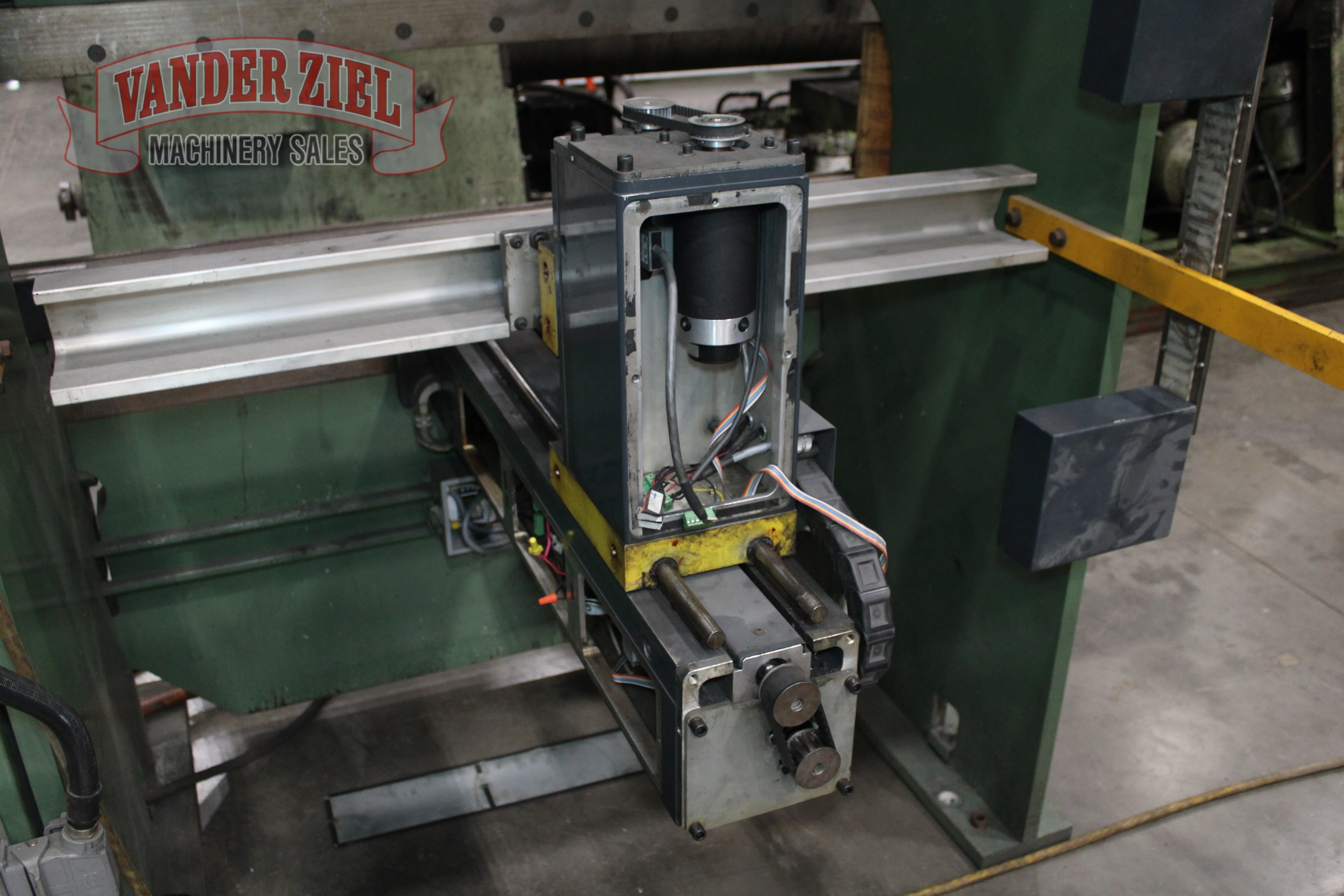 Cincinnati 6' x 60 Ton Press Brake, Model CBII 4 x 60 - Prefetch Image 48498