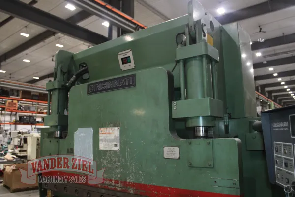 Cincinnati 6' x 60 Ton Press Brake, Model CBII 4 x 60 - Gallery Thumbnail 12