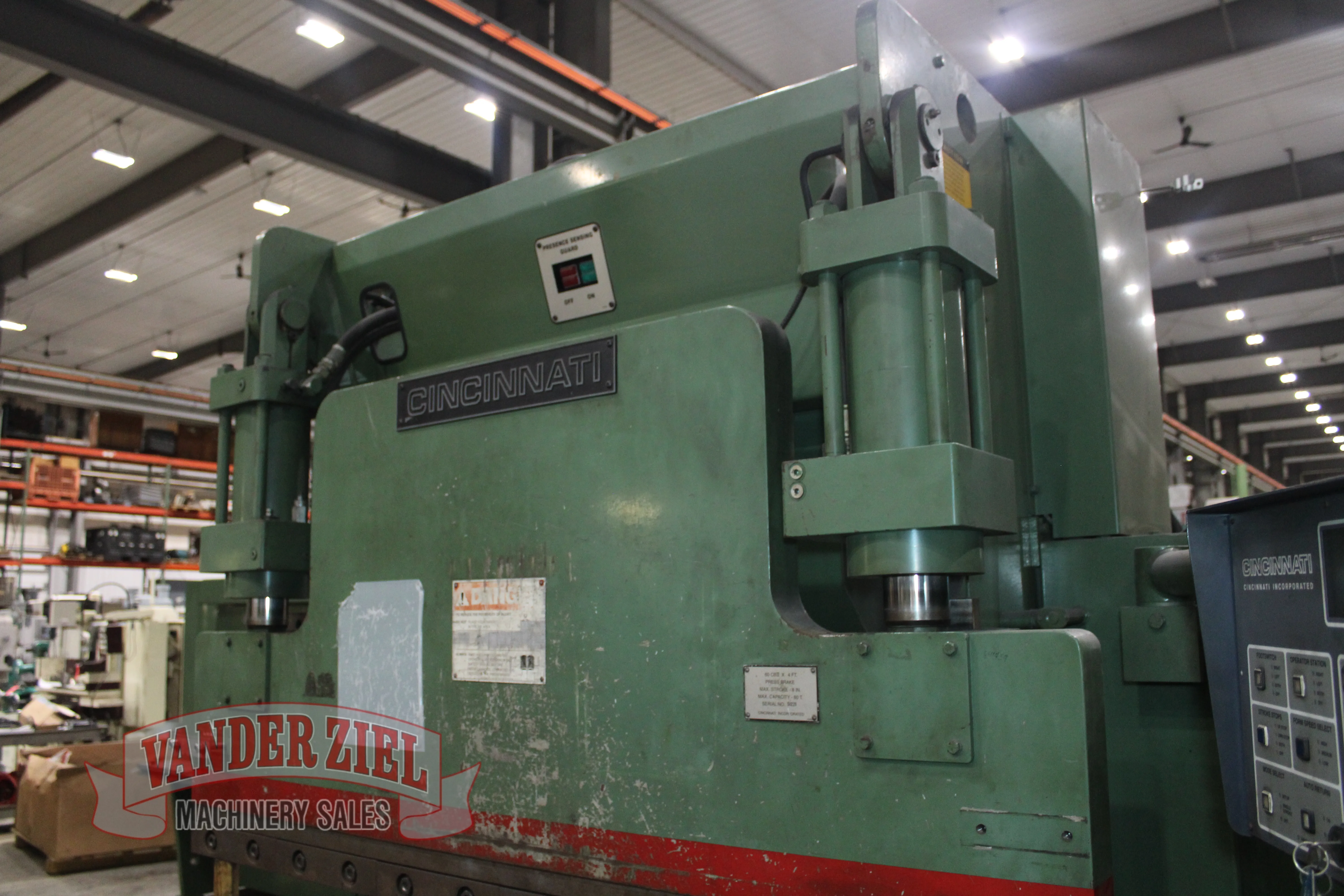 Cincinnati 6' x 60 Ton Press Brake, Model CBII 4 x 60 - Prefetch Image 48504