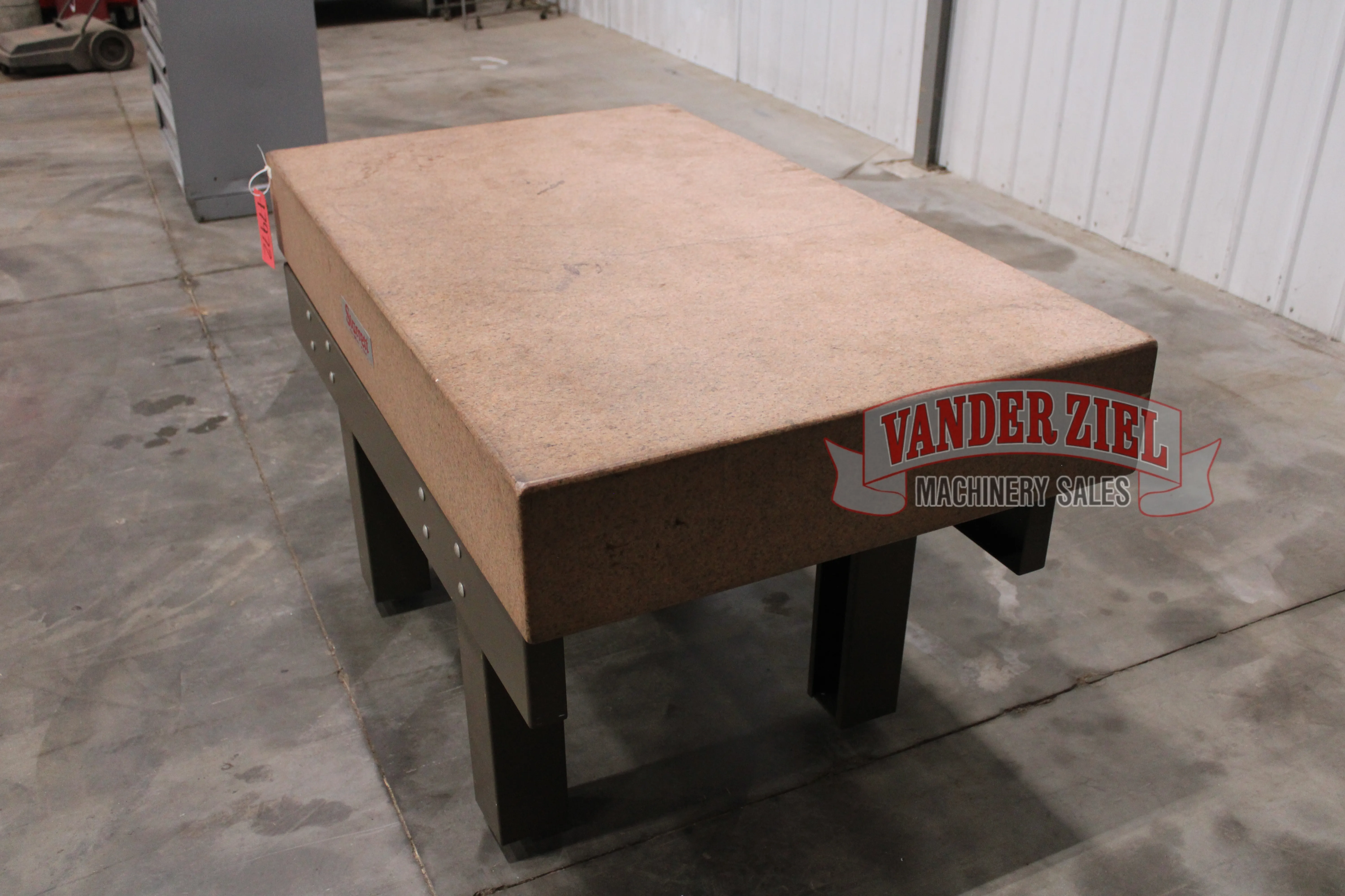 Starrett 3' x 5' x 8" Pink Granite Surface Plate - Prefetch Image 48677