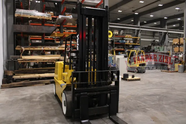 Yale 19,000 lbs. Lift Capacity, Forklift, Model GLC155CANGBV117 - 2006 - Gallery Thumbnail 3