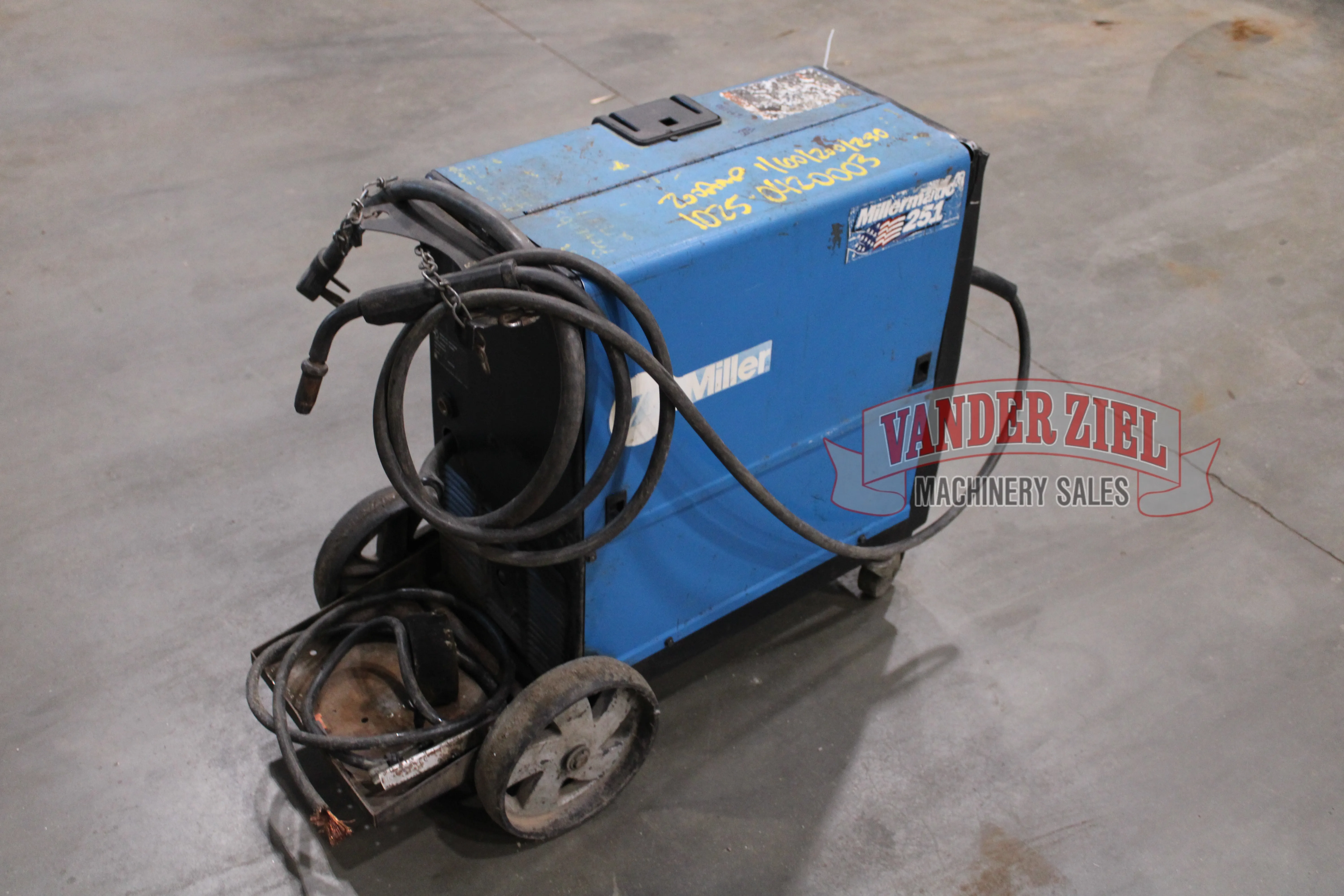 Miller Millermatic 251 Wire Welder - Main Image 1