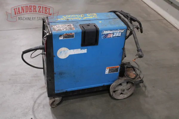 Miller Millermatic 251 Wire Welder - Gallery Thumbnail 4