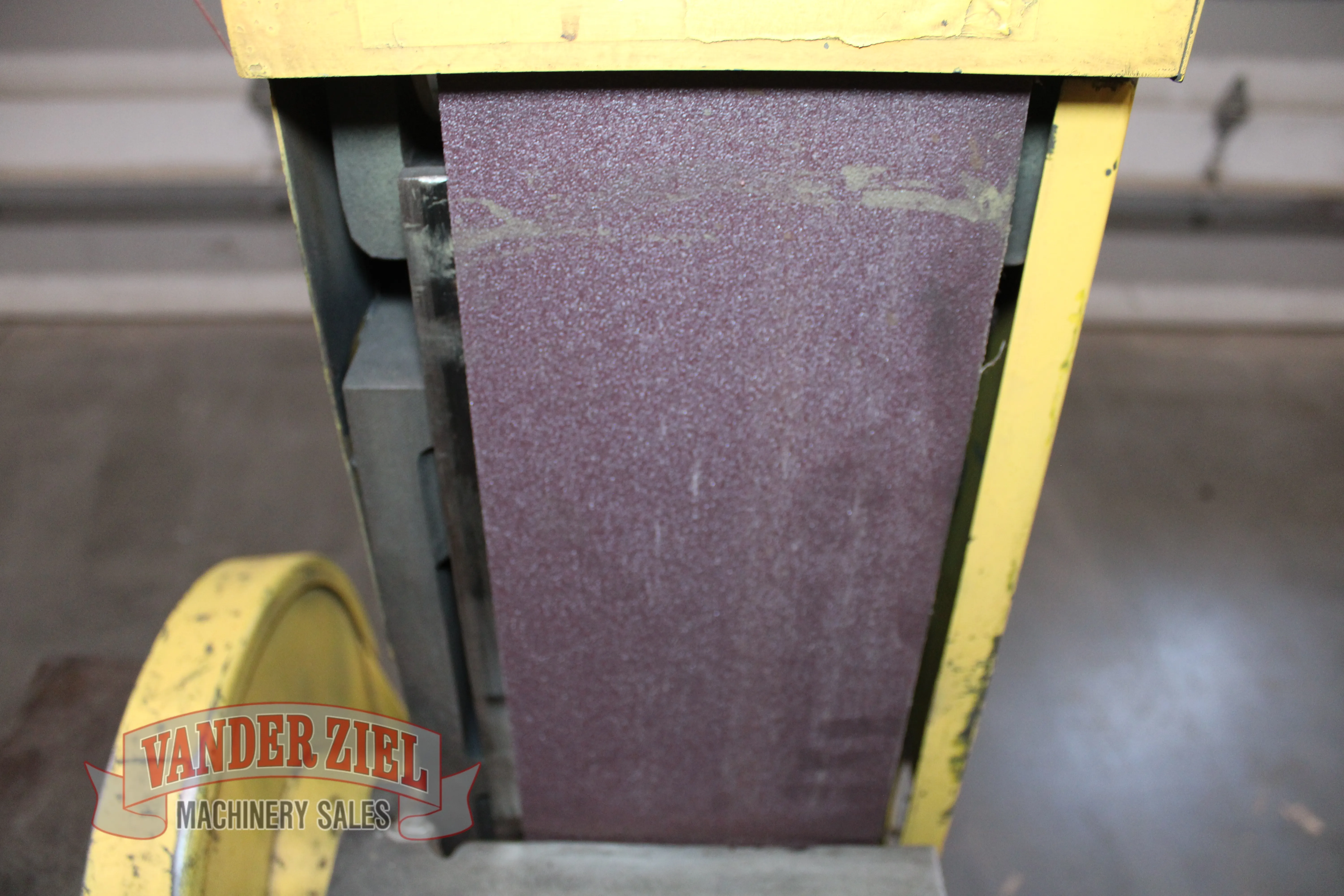 Kalamazoo Industries 6" Belt, 12" Disc Sander - Prefetch Image 48818