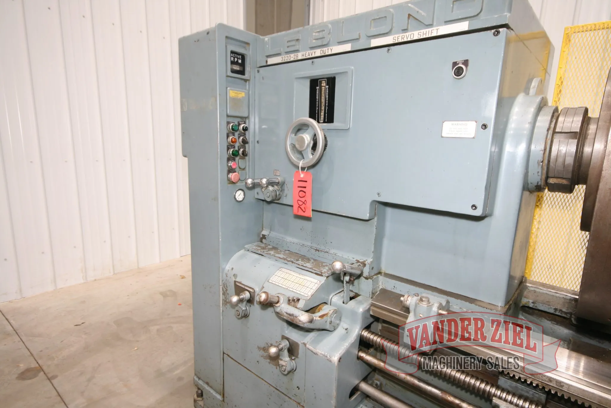 LeBlond 40" x 220" Lathe, Model 3220-28, 2 1/16” Spindle Bore - Prefetch Image 8943