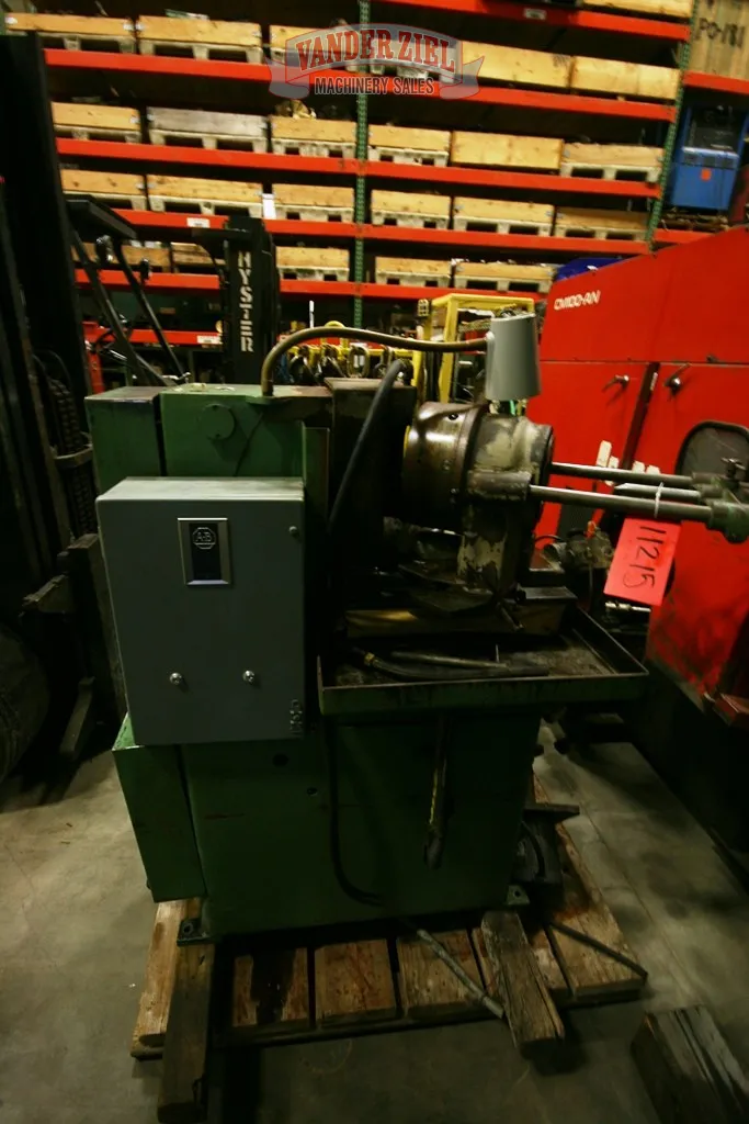Oliver Model 600 Tool Grinder with Auto Feed, 9" Chuck - Main Image 1