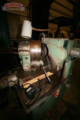 Oliver Model 600 Tool Grinder with Auto Feed, 9" Chuck - Gallery Thumbnail 8